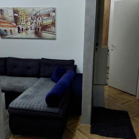 Apartamento Apartman Luna Valjevo Exterior foto