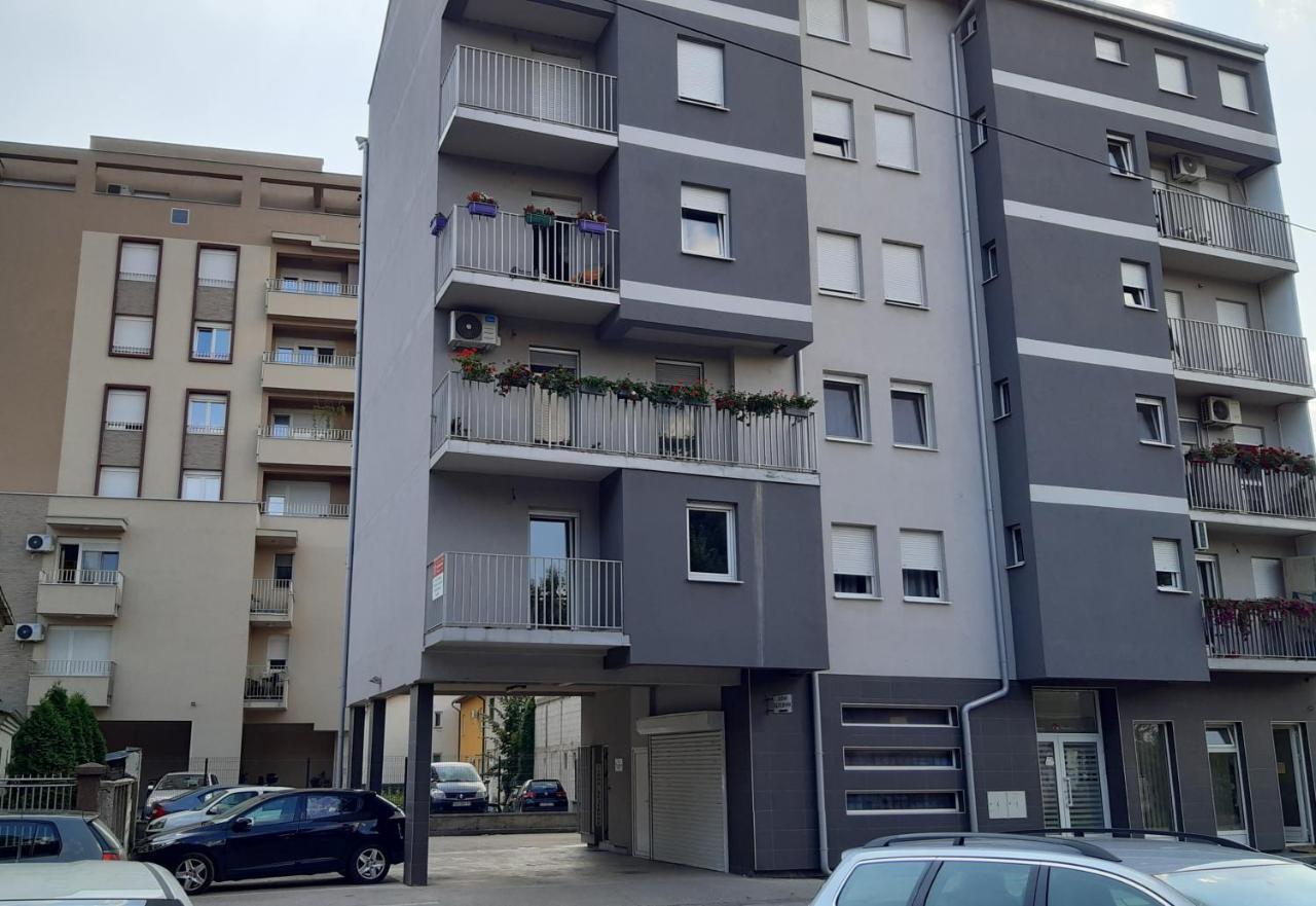 Apartamento Apartman Luna Valjevo Exterior foto