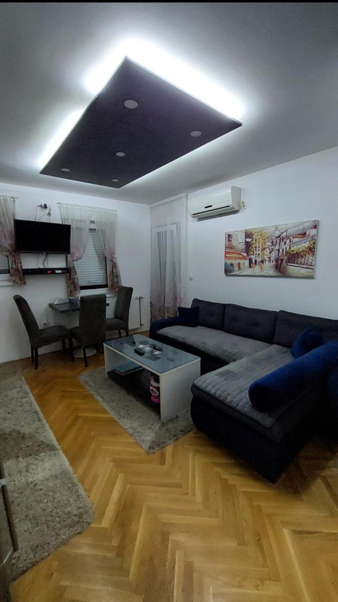 Apartamento Apartman Luna Valjevo Exterior foto